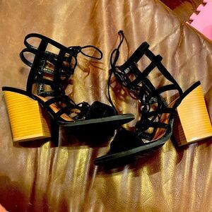 Qupid black lace up heeled sandals